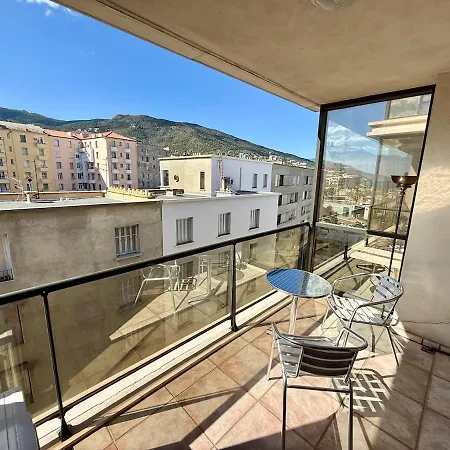 Ideal A Deux Pas Du Port Et Du Centre Apartment Bastia (Corsica)